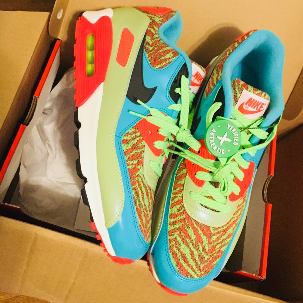 AIR MAX 90 FLASH LIME - BNWT - Size 11